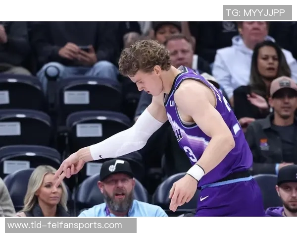 马尔卡宁狂飙47分，助力爵士力克公牛